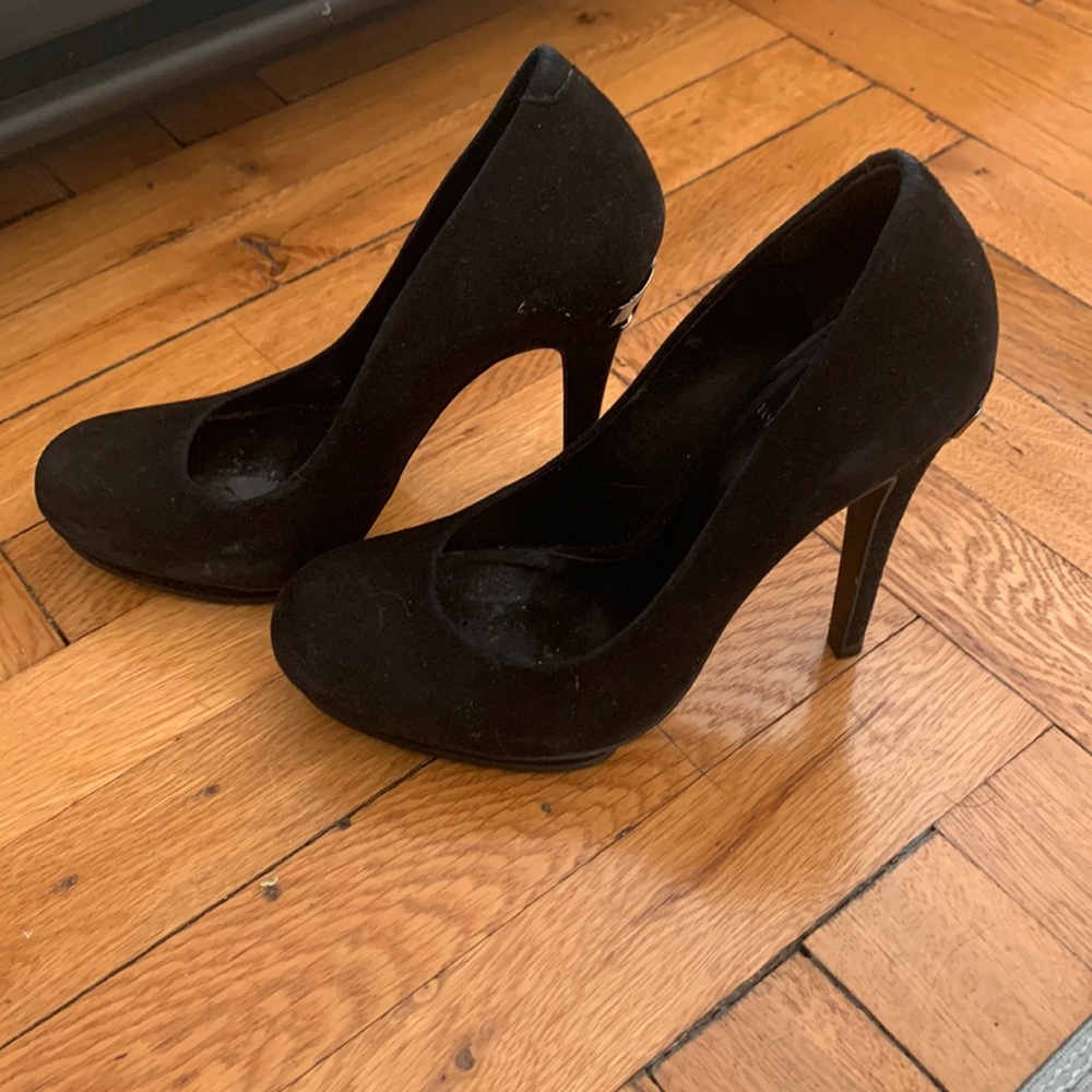 Tory Burch pumps